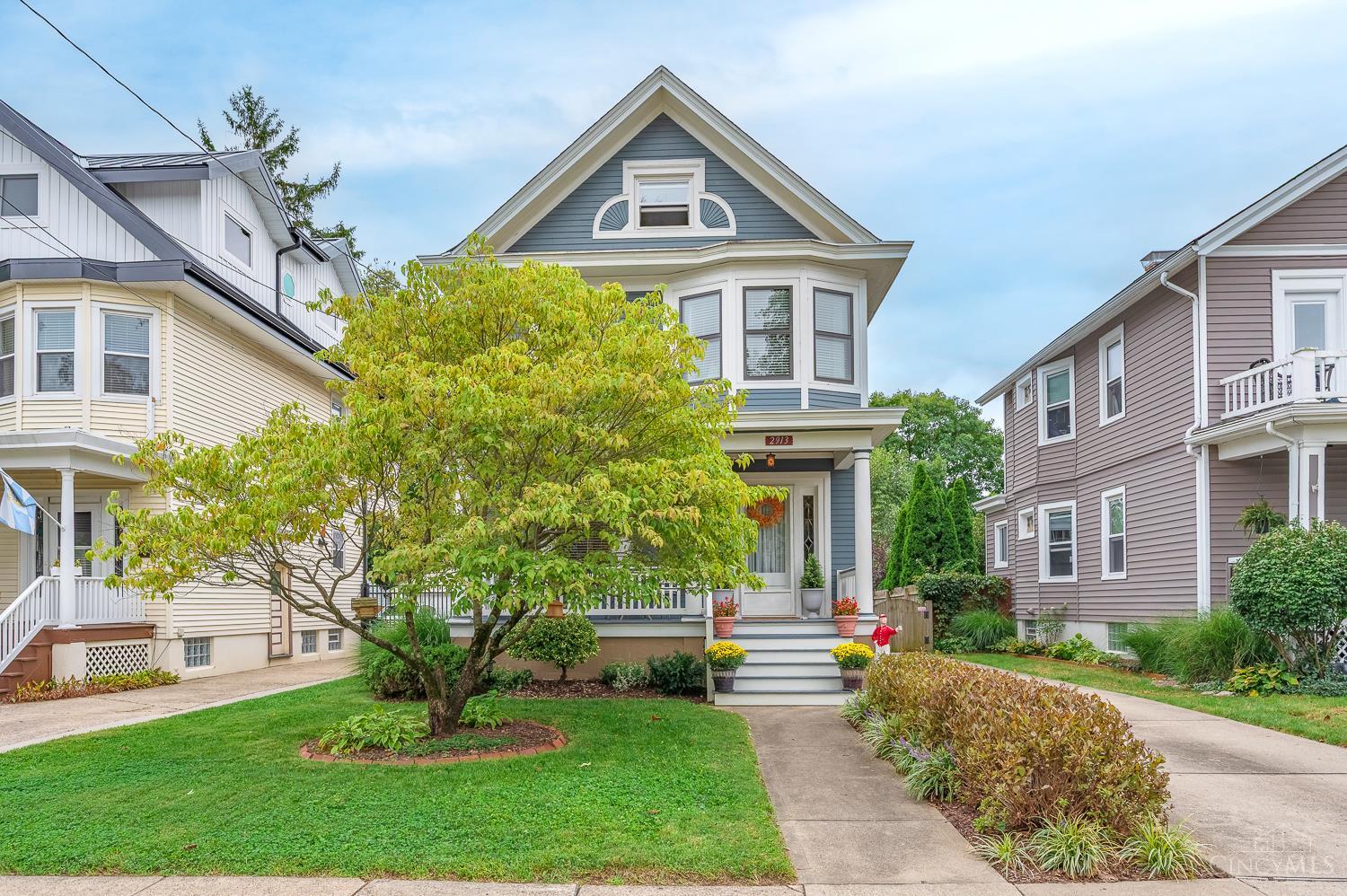 Photo 3 of Single family home for sale at 2913 Minot Ave, Cincinnati, OH 45209 | MLS# 1894888 | Listing updated on 2026-09-24