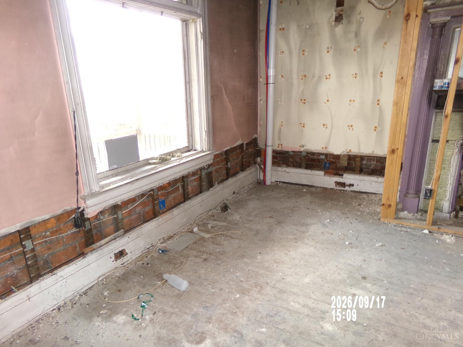 3556 Bevis Avenue, Cincinnati, OH, 45207 — photo 2