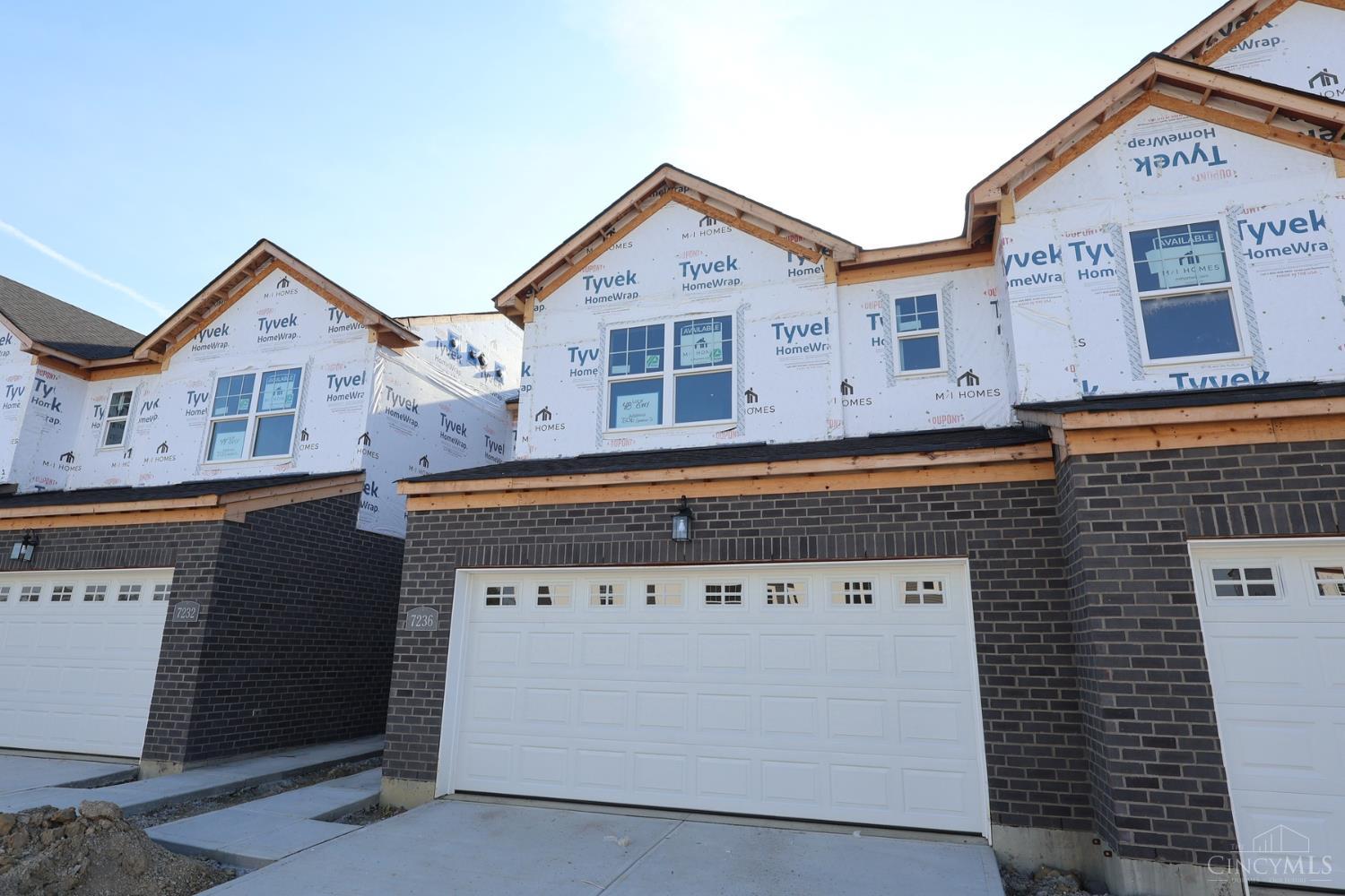 Photo 3 of Sale Pending at 7236 Grandpoint Dr #48, West Chester, OH 45069 | MLS# 1887786 | Listing updated on 2026-10-06