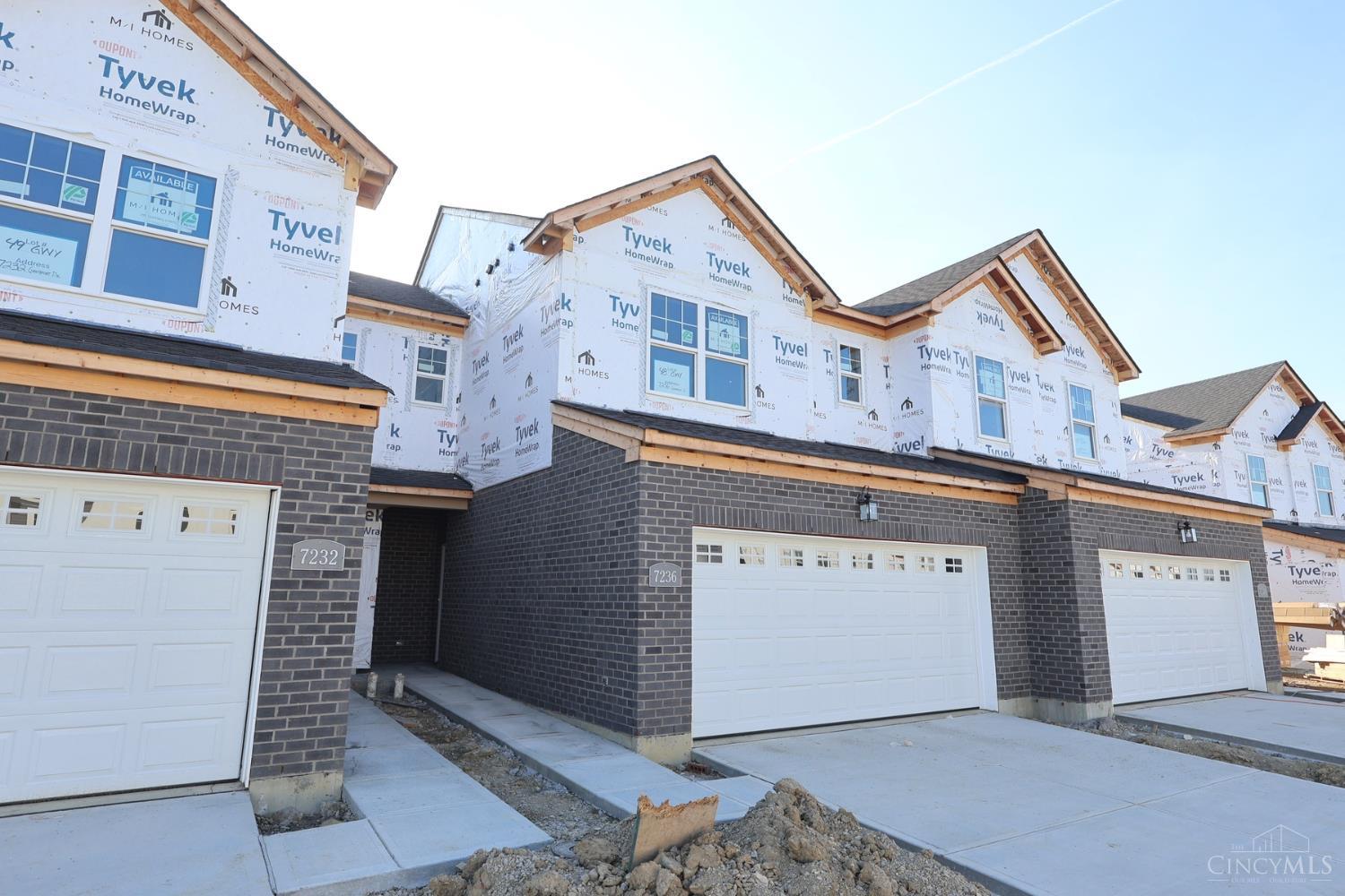 Photo 2 of Sale Pending at 7236 Grandpoint Dr #48, West Chester, OH 45069 | MLS# 1887786 | Listing updated on 2026-10-06