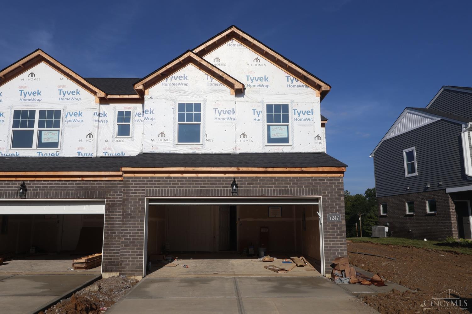 Photo 1 of Sale Pending at 7247 Grandpoint Dr #27, West Chester, OH 45069 | MLS# 1886596 | Listing updated on 2026-10-06
