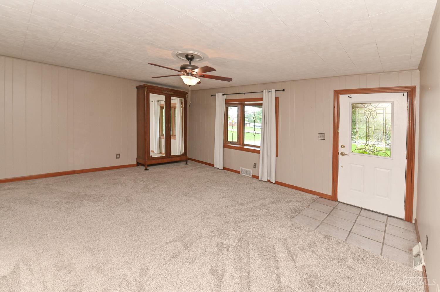 Photo 3 of Single family home for sale at 8041 W Chester Rd, West Chester, OH 45069 | MLS# 1894752 | Listing updated on 2026-10-06