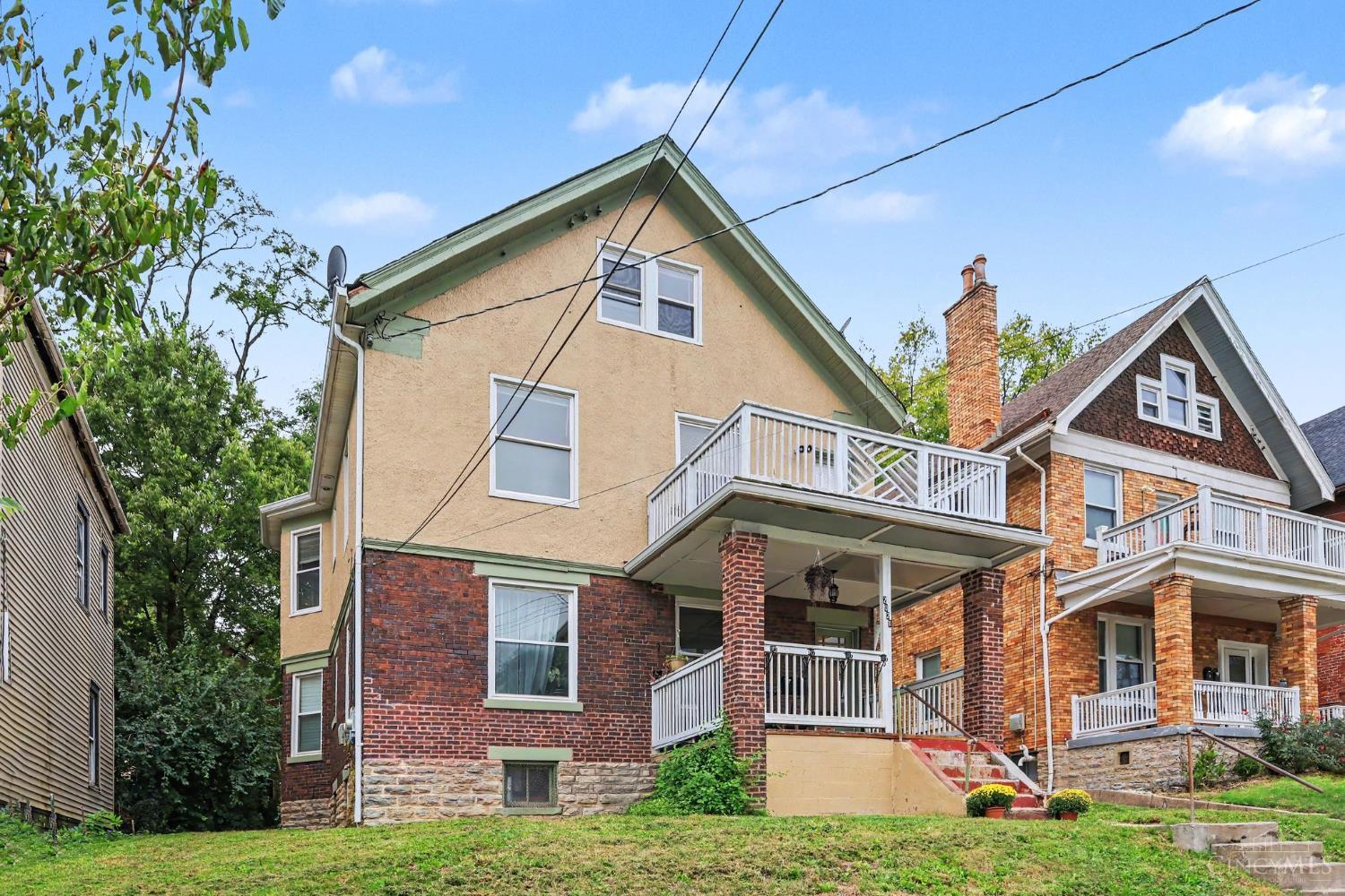 Photo 2 of Sale Pending at 2021 Burnet Ave, Cincinnati, OH 45219 | MLS# 1894333 | Listing updated on 2026-10-01