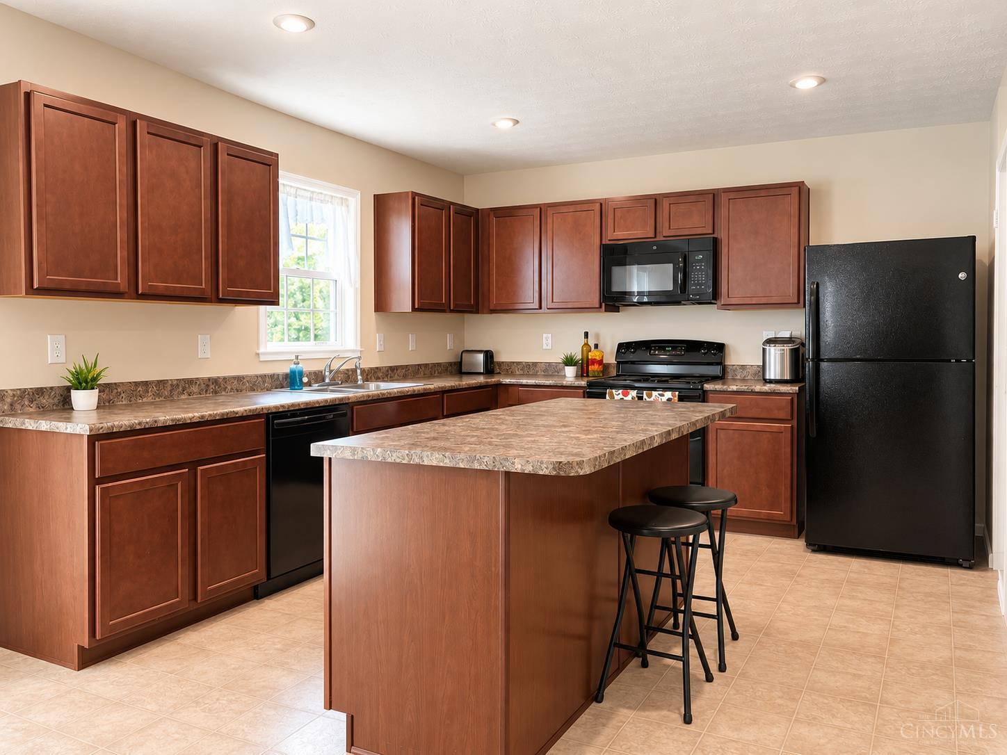 1504 Winwood Drive, Goshen, OH, 45140 — photo 5