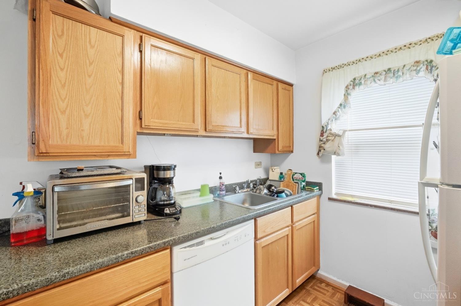 Photo 3 of Single family home for sale at 8554 Plainfield Rd, Cincinnati, OH 45236 | MLS# 1894612 | Listing updated on 2026-09-25