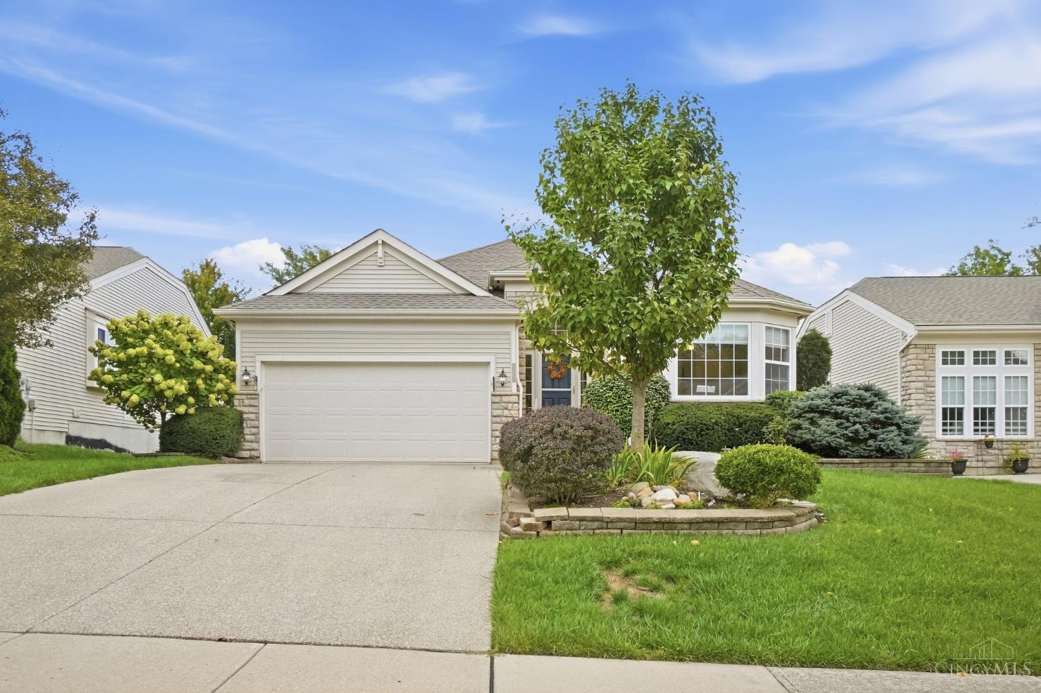 Photo 3 of Sale Pending at 1332 Blackhorse, Lebanon, OH 45036 | MLS# 1894976 | Listing updated on 2026-09-25