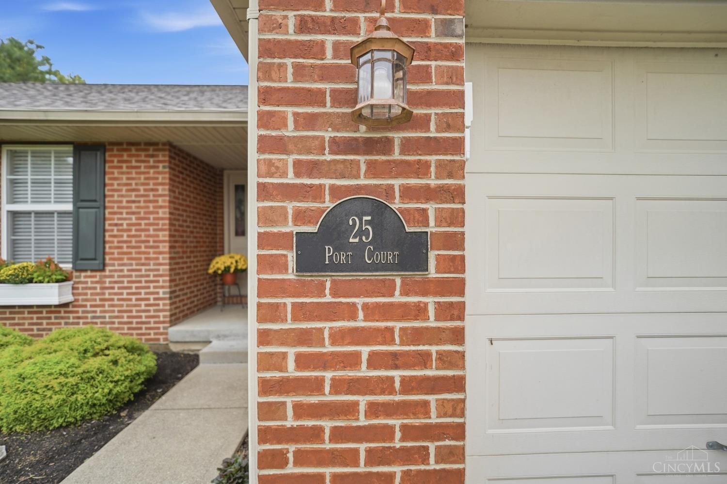 Photo 3 of Sale Pending at 25 Port Ct, Fairfield, OH 45014 | MLS# 1893788 | Listing updated on 2026-09-28