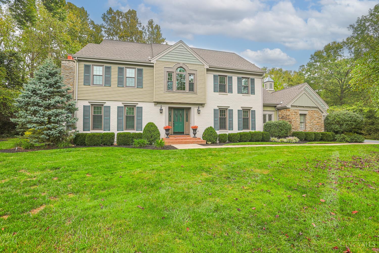 Photo 1 of Sale Pending at 7712 Coldstream Woods Dr, Anderson Twp, OH 45255 | MLS# 1894105 | Listing updated on 2026-09-29