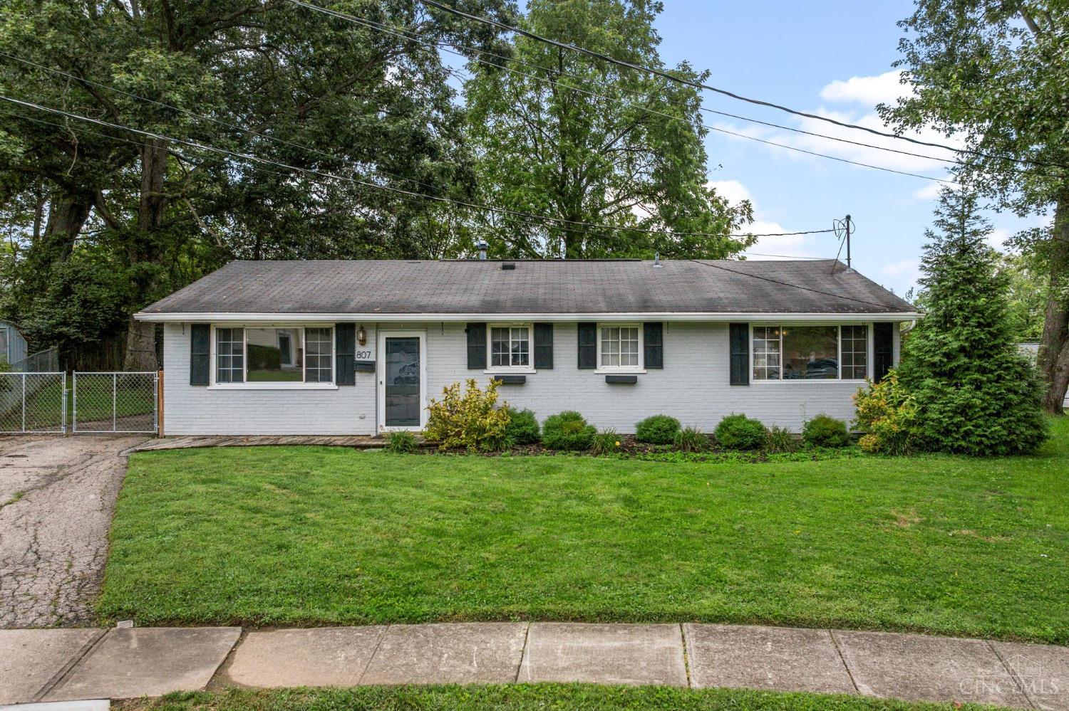 807 Kenmar Drive