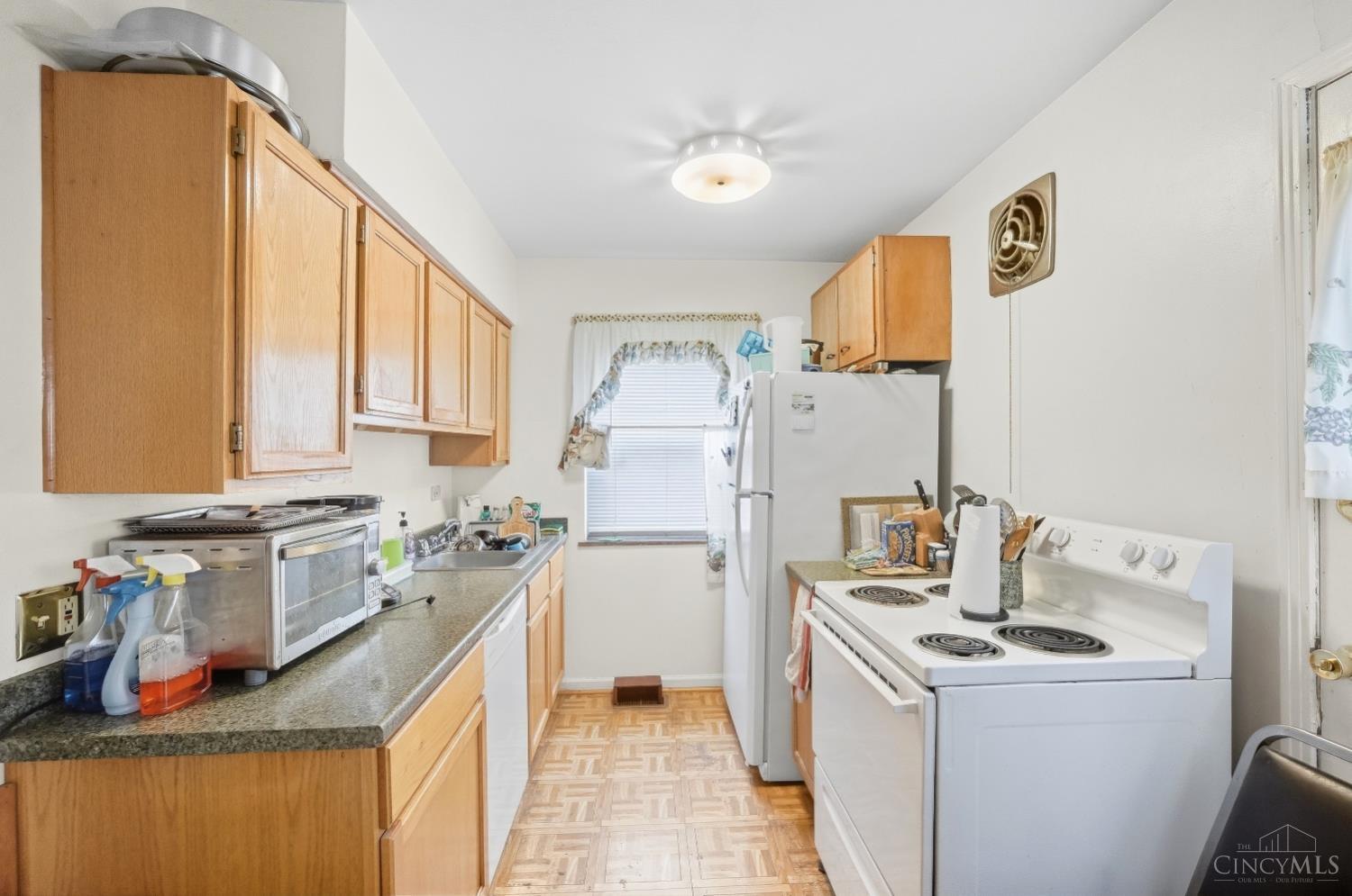 Photo 2 of Single family home for sale at 8554 Plainfield Rd, Cincinnati, OH 45236 | MLS# 1894612 | Listing updated on 2026-09-25