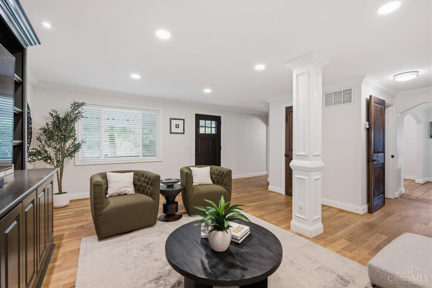 Photo 4 of Single family home for sale at 1924 Ebenezer Rd, Green Twp, OH 45233 | MLS# 1893634 | Listing updated on 2026-09-24