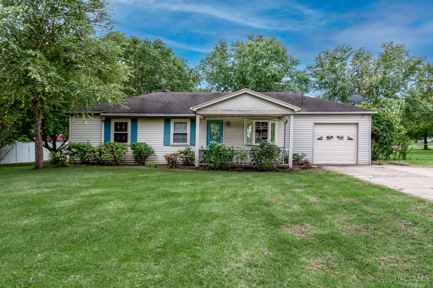 Photo 1 of Single family home for sale at 8041 W Chester Rd, West Chester, OH 45069 | MLS# 1894752 | Listing updated on 2026-10-06