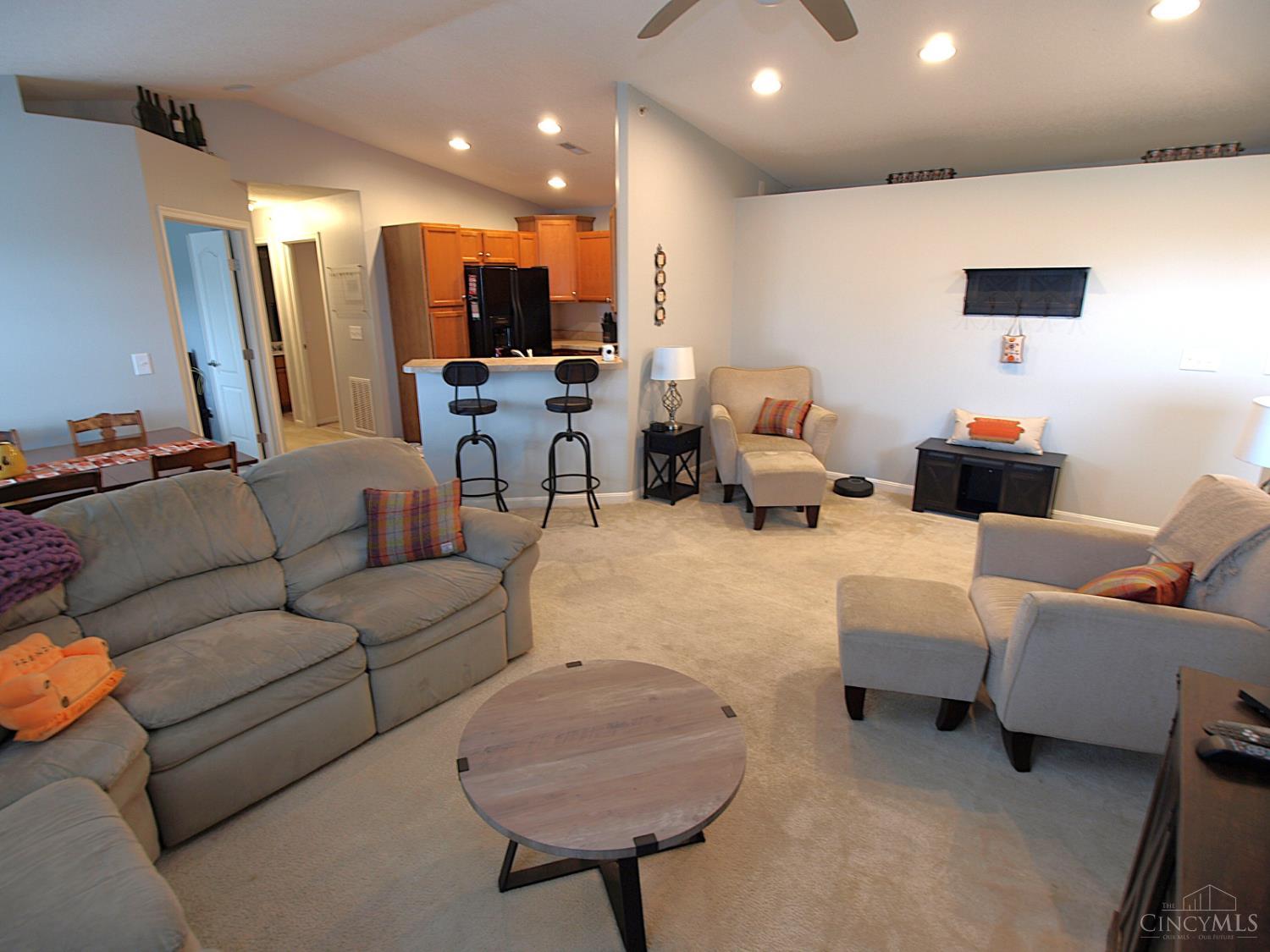Photo 3 of Condo for sale at 7609 Skyview Cir, Green Twp, OH 45248 | MLS# 1895084 | Listing updated on 2026-09-28