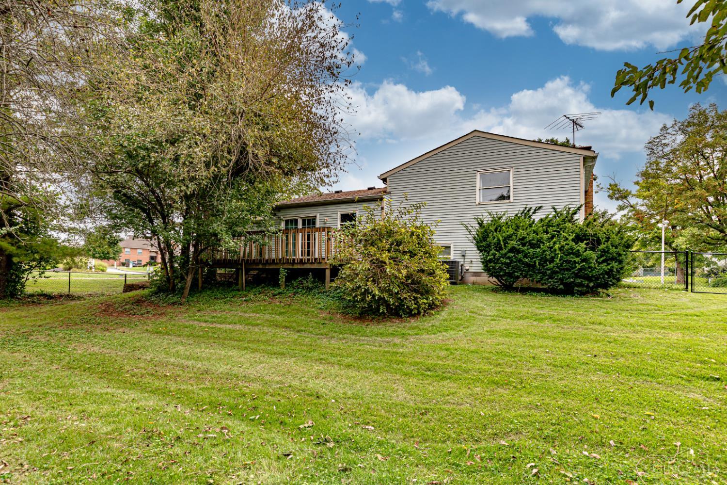 Photo 3 of Sale Pending at 200 Westbrook Dr, Harrison, OH 45030 | MLS# 1895022 | Listing updated on 2026-09-25