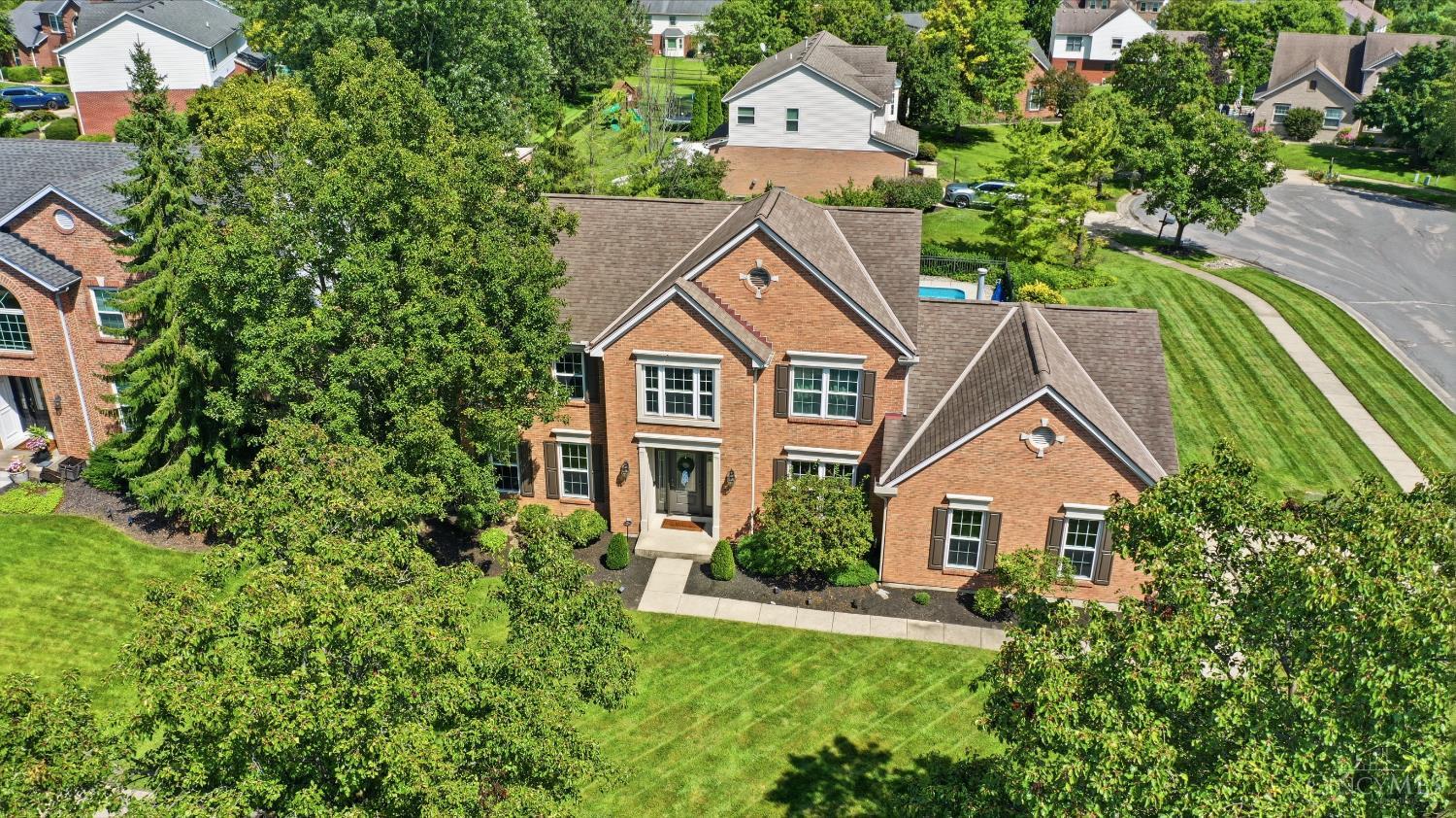 Photo 2 of Sale Pending at 5304 Farmmeadow Ct, West Chester, OH 45069 | MLS# 1895019 | Listing updated on 2026-09-28