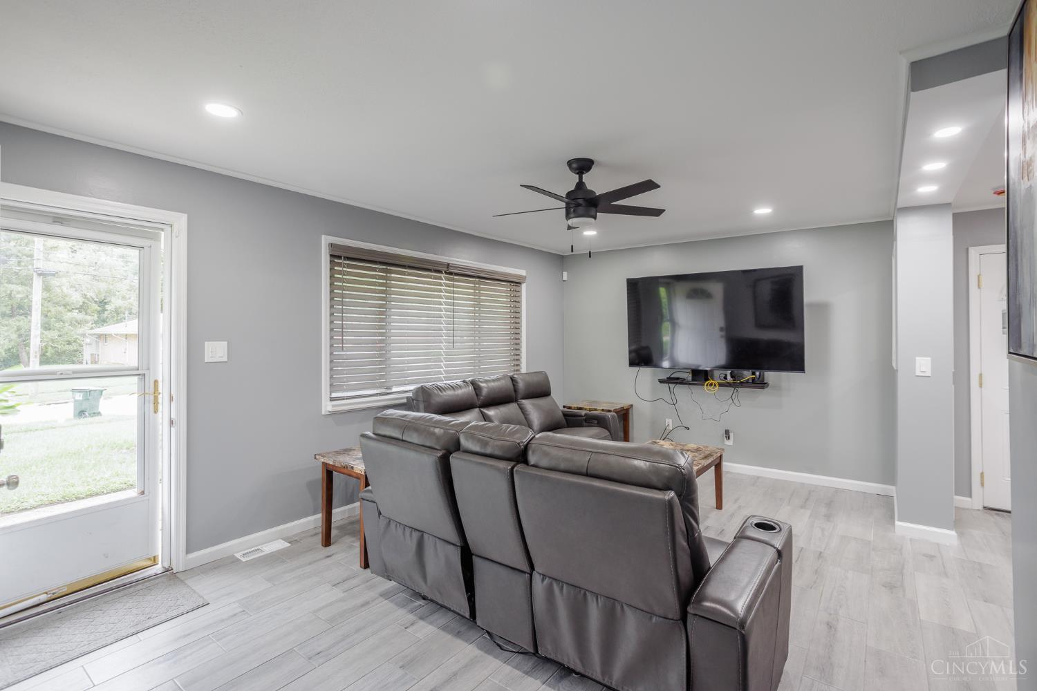 Photo 3 of Single family home for sale at 8763 Zodiac Dr, Springfield Twp., OH 45231 | MLS# 1895171 | Listing updated on 2026-09-26