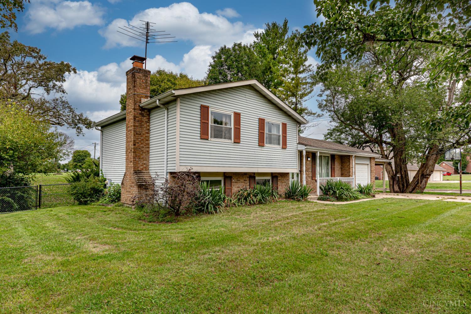 Photo 3 of Sale Pending at 200 Westbrook Dr, Harrison, OH 45030 | MLS# 1895022 | Listing updated on 2026-09-25