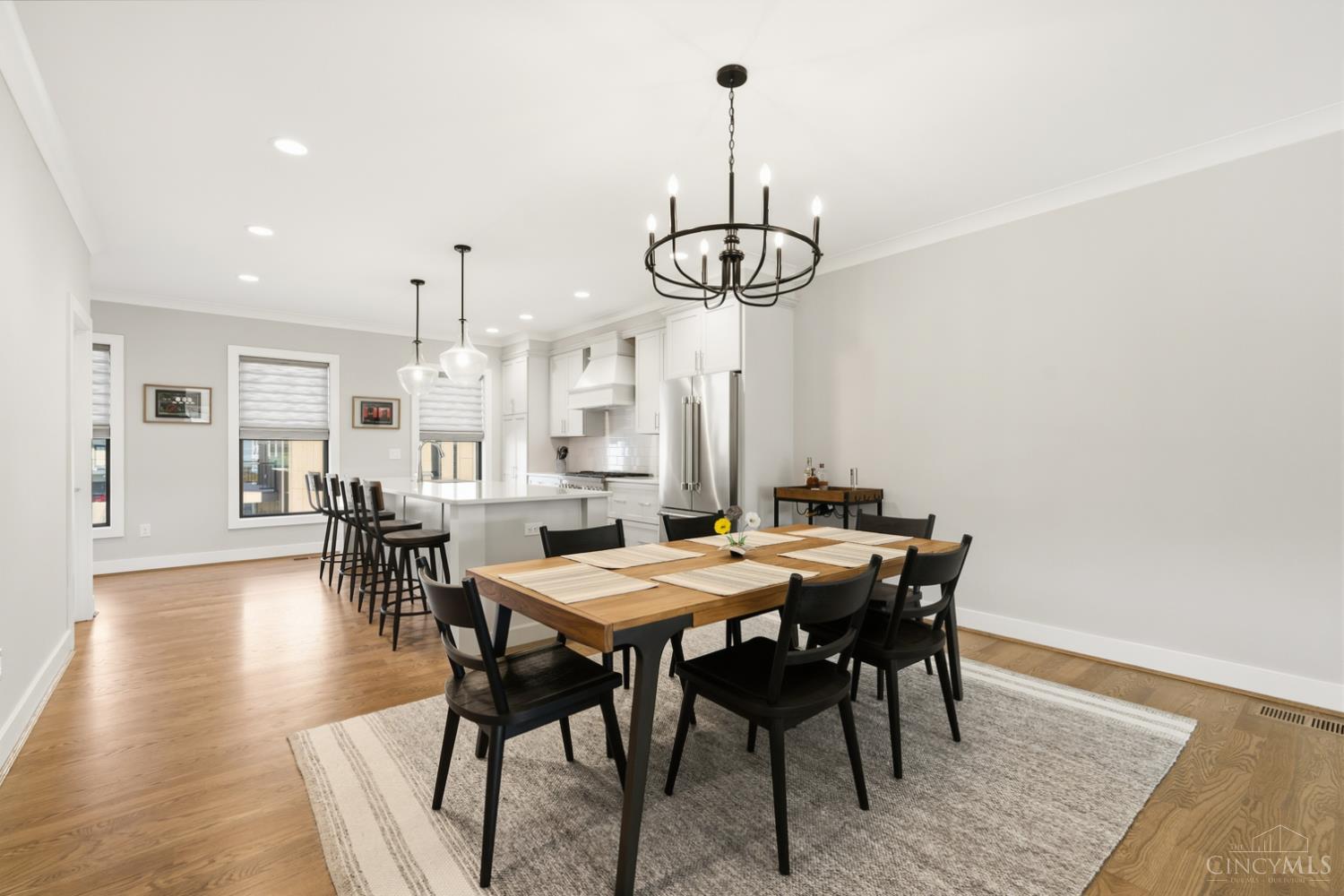 Photo 3 of Townhouse for sale at 4252 Parkview Dr, Blue Ash, OH 45242 | MLS# 1895007 | Listing updated on 2026-09-30