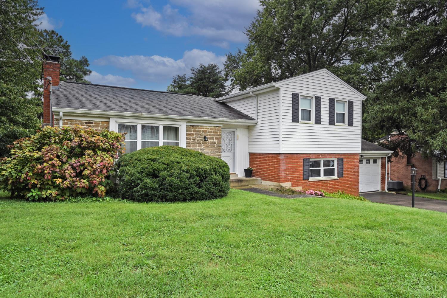 Photo 3 of Sale Pending at 8397 Holiday Hills Dr, Anderson Twp, OH 45255 | MLS# 1895119 | Listing updated on 2026-09-27