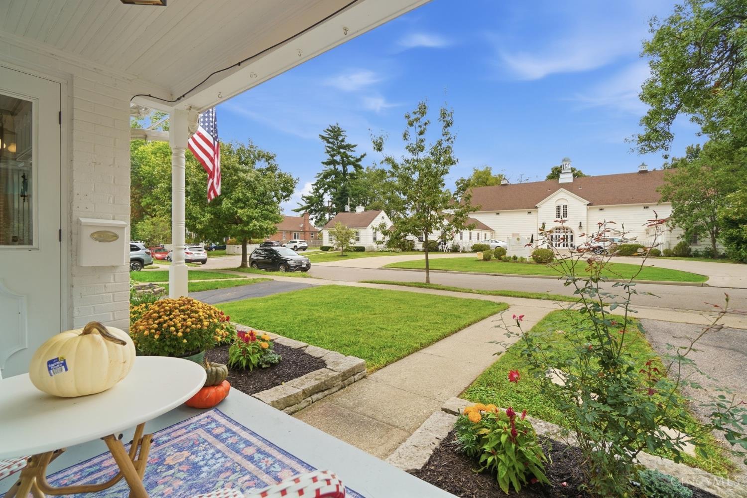Photo 3 of Single family home for sale at 6989 Cambridge Ave, Mariemont, OH 45227 | MLS# 1894558 | Listing updated on 2026-09-24
