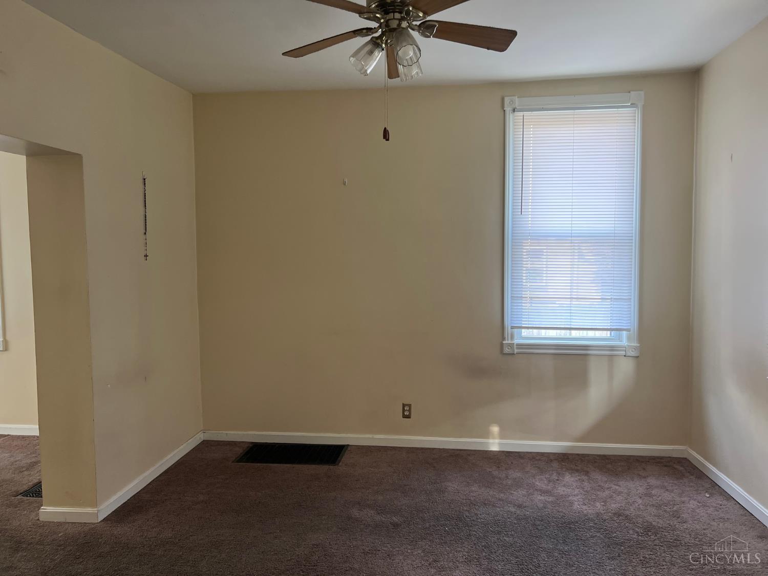 Photo 3 of Single family home for sale at 2335 Harper Ave, Norwood, OH 45212 | MLS# 1895032 | Listing updated on 2026-09-24