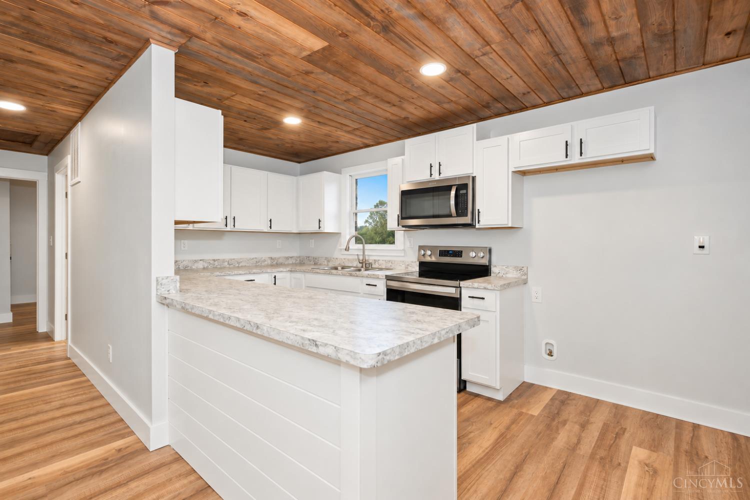 Photo 3 of Sale Pending at 12873 New Hope White Oak Sta Rd, Scott Twp, OH 45171 | MLS# 1894877 | Listing updated on 2026-09-26