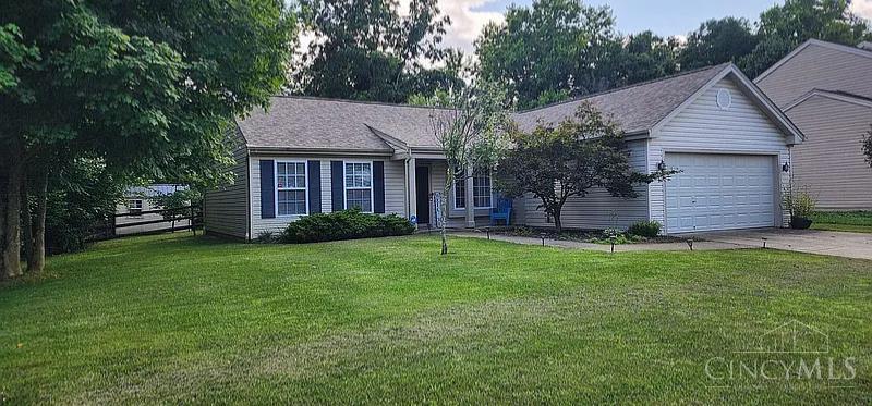 Photo 2 of Single family home for sale at 1567 Apple Tree Dr, Batavia Twp, OH 45102 | MLS# 1895041 | Listing updated on 2026-09-25