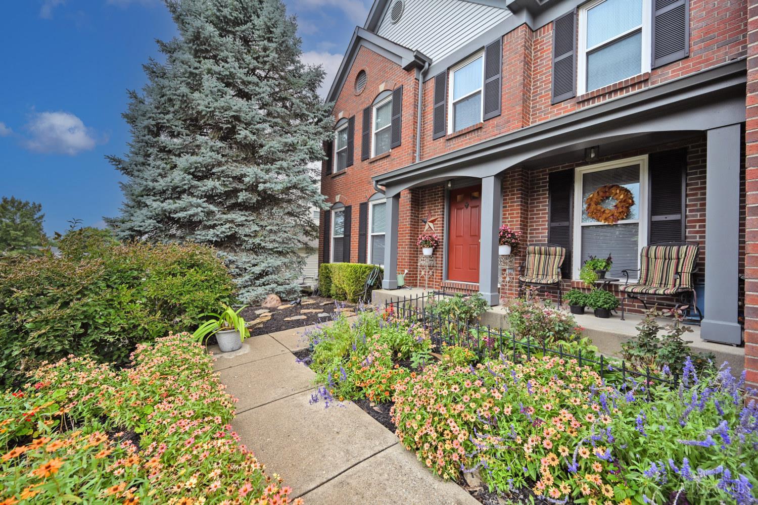 Photo 3 of Sale Pending at 208 Eagleview Way, Reading, OH 45215 | MLS# 1894626 | Listing updated on 2026-09-29