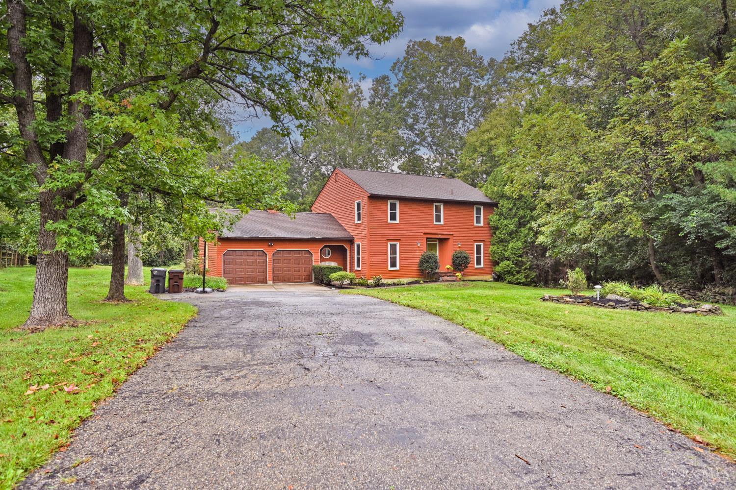 Photo 2 of Sale Pending at 6625 W Knollwood Cir, Miami Twp, OH 45140 | MLS# 1895070 | Listing updated on 2026-09-28