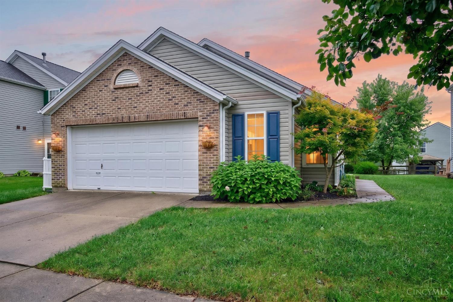 387 Hartford Court