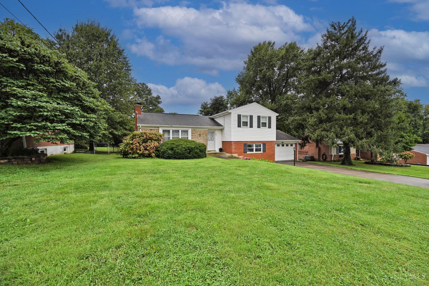Photo 2 of Sale Pending at 8397 Holiday Hills Dr, Anderson Twp, OH 45255 | MLS# 1895119 | Listing updated on 2026-09-27