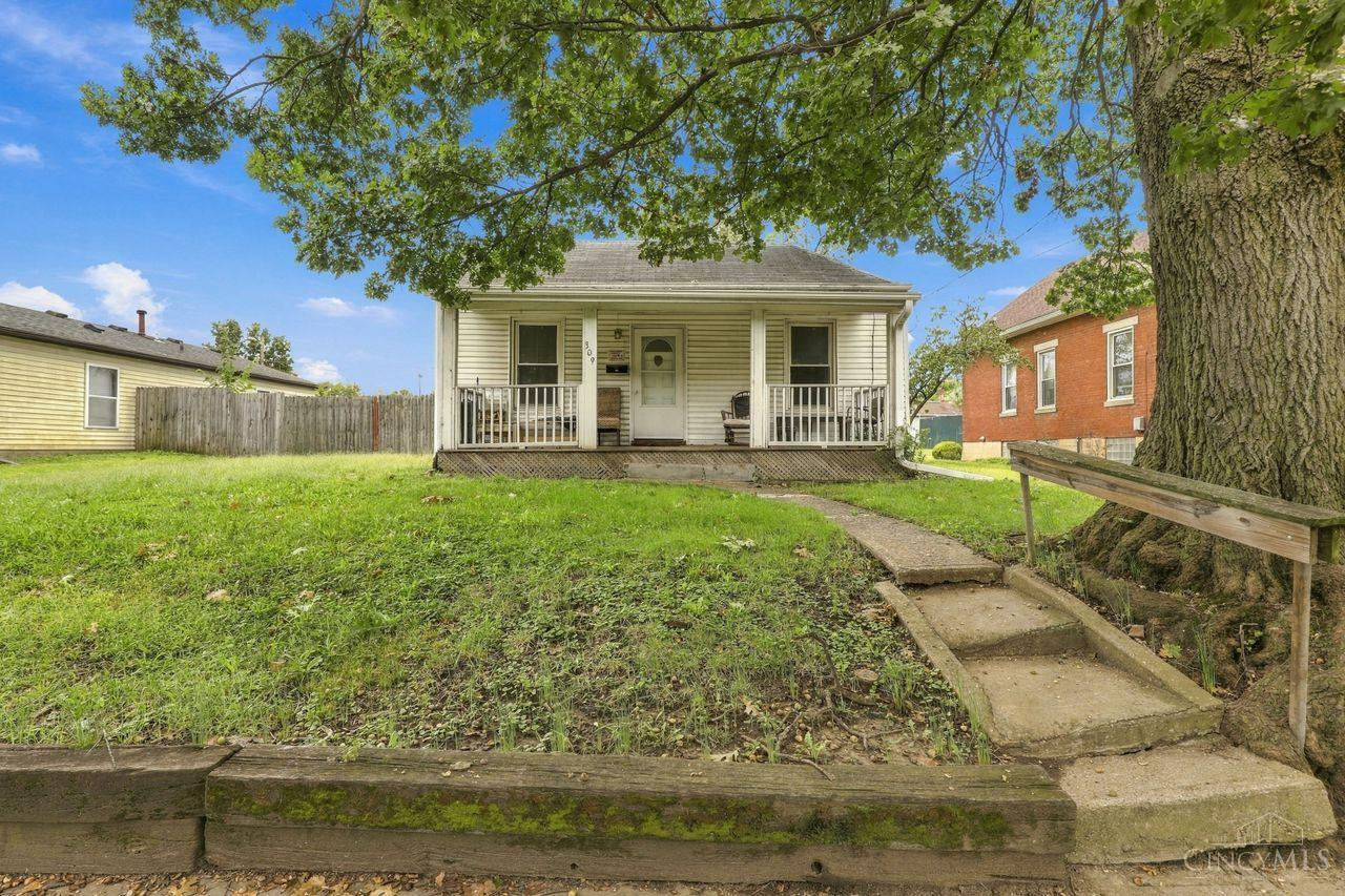 Single family home for sale at 309 Longworth St, Cincinnati, OH 45215 | MLS# 1895167