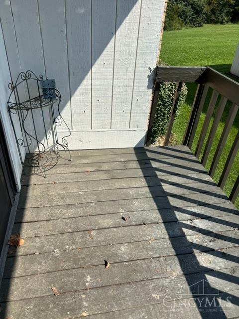 Listing Photo 16 - Condo for sale in 2200 Augusta Blvd located at 2200 Augusta Blvd, Fairfield, OH 45014 - Unit #128