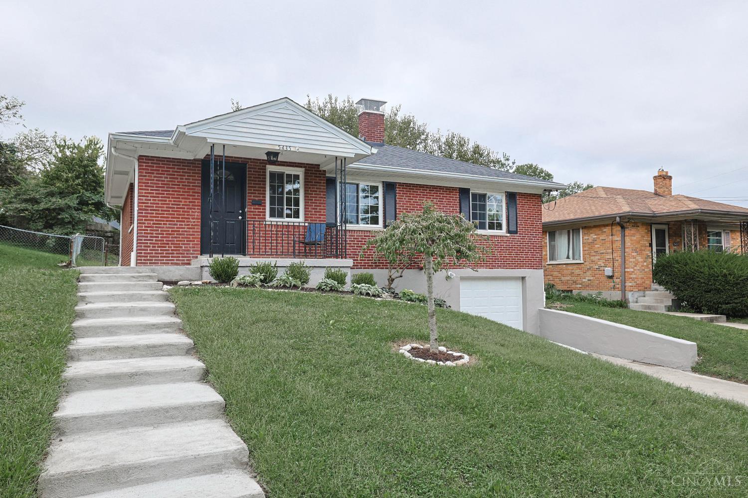 Photo 2 of Sale Pending at 5435 Bonita Dr, Delhi Twp, OH 45238 | MLS# 1894641 | Listing updated on 2026-09-25