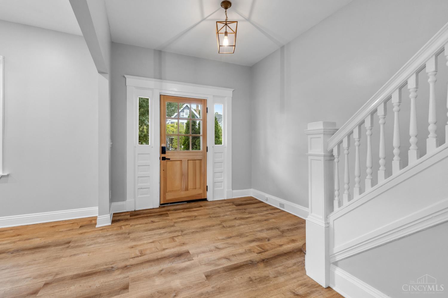 Photo 2 of Single family home for sale at 3722 Drake Ave, Cincinnati, OH 45209 | MLS# 1895107 | Listing updated on 2026-09-25