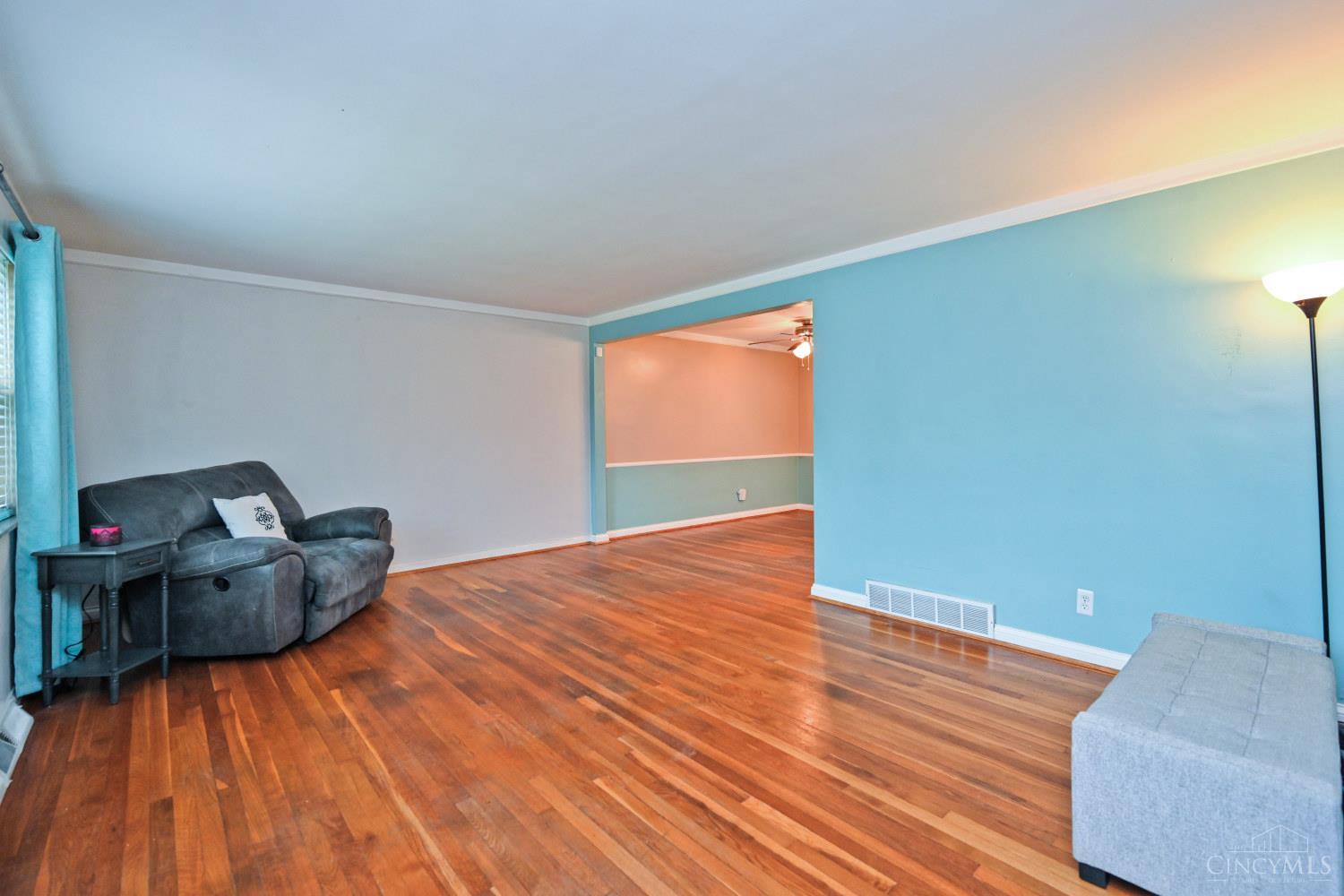 Photo 2 of Sale Pending at 3117 Locust Log Ln, Green Twp, OH 45239 | MLS# 1895265 | Listing updated on 2026-09-28