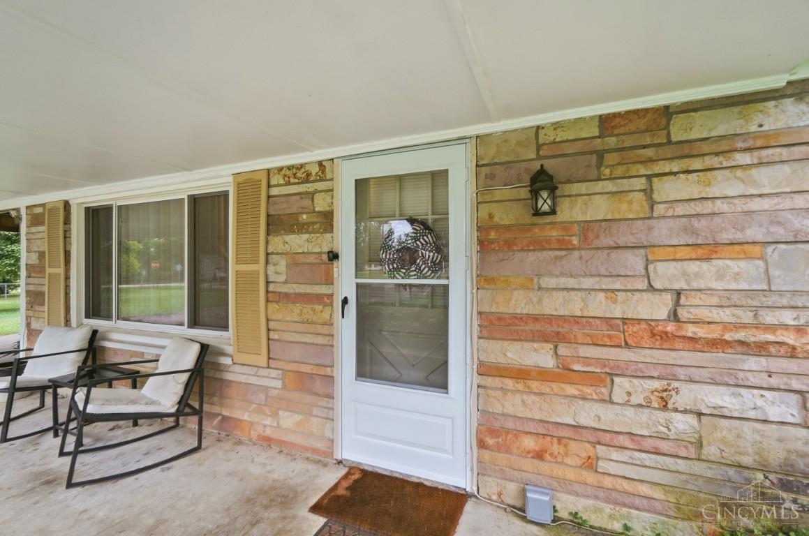 Photo 4 of Sale Pending at 2429 Hibiscus Dr, Deerfield Twp., OH 45140 | MLS# 1895215 | Listing updated on 2026-10-06