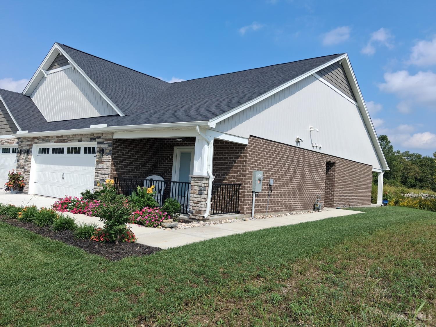 5011 Waterford Lane
