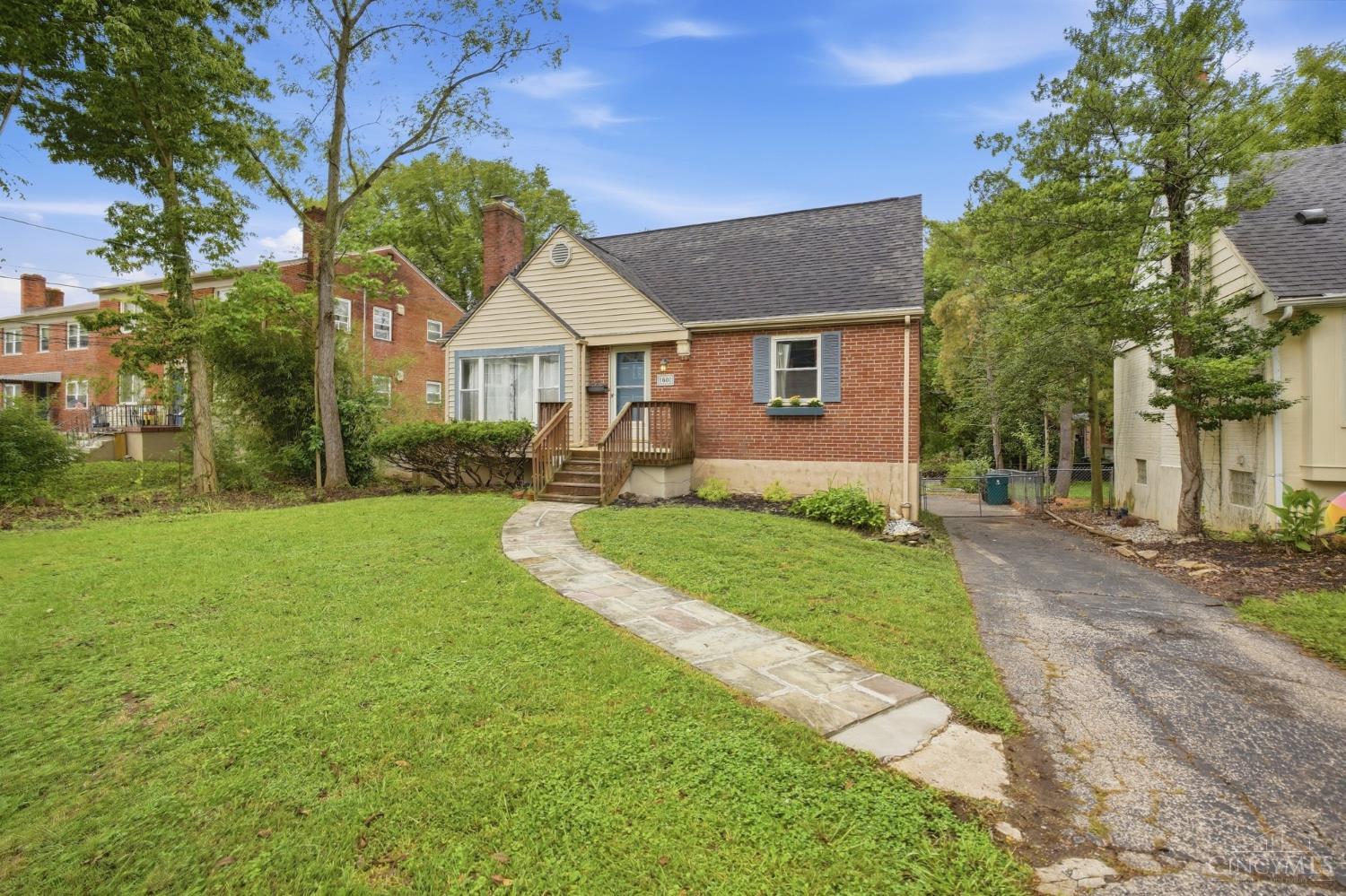 Photo 2 of Single family home for sale at 1601 Sutton Ave, Cincinnati, OH 45230 | MLS# 1894628 | Listing updated on 2026-09-25