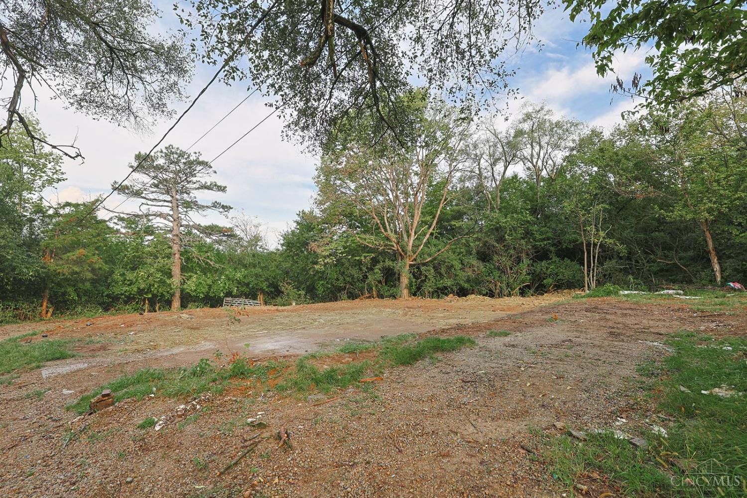 Photo 3 of Sale Pending at 6438 State Rd, Milford Twp, OH 45064 | MLS# 1895208 | Listing updated on 2026-10-02