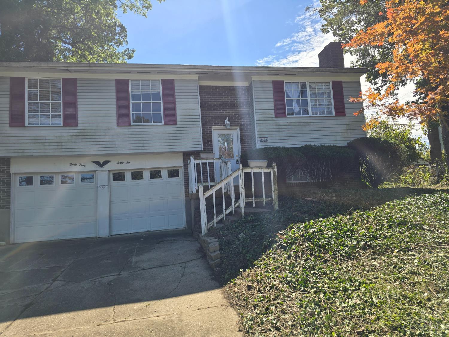 Photo 2 of Single family home for sale at 4446 Fox Chase, Batavia, OH 45103 | MLS# 1895277 | Listing updated on 2026-09-25