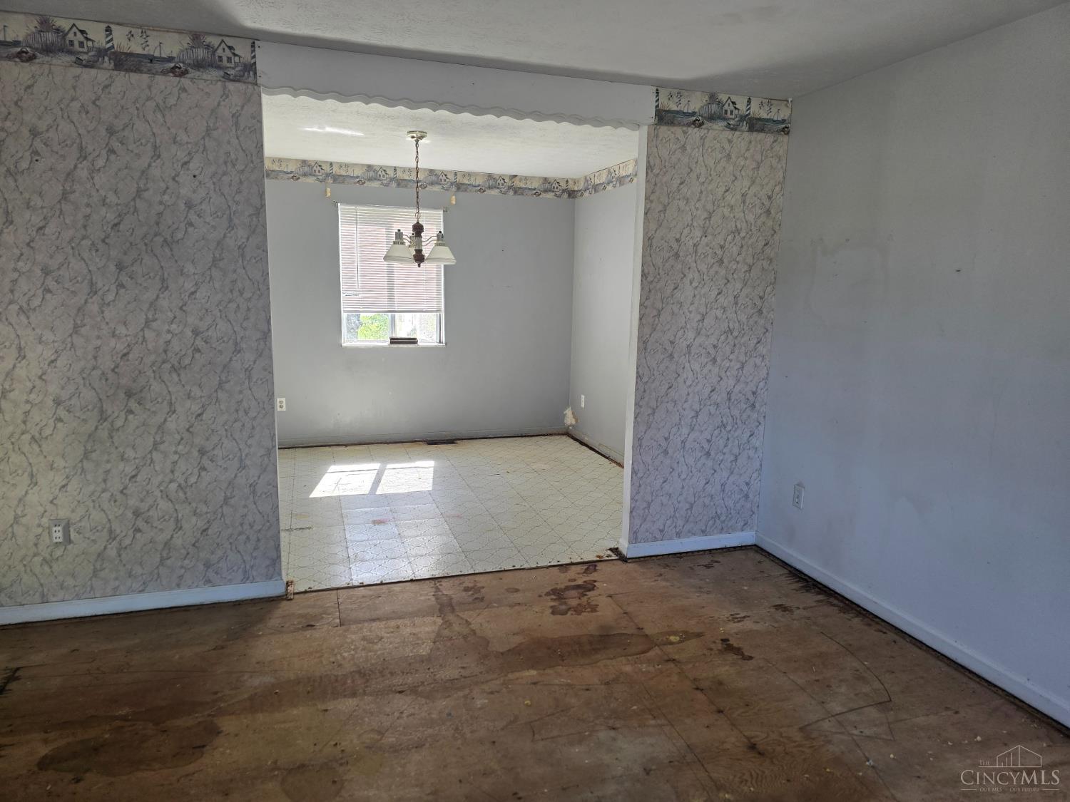 Photo 4 of Single family home for sale at 4446 Fox Chase, Batavia, OH 45103 | MLS# 1895277 | Listing updated on 2026-09-25