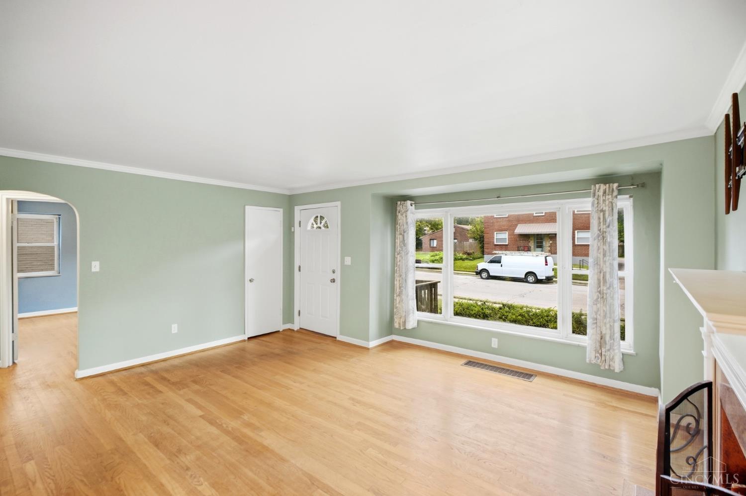 Photo 4 of Single family home for sale at 1601 Sutton Ave, Cincinnati, OH 45230 | MLS# 1894628 | Listing updated on 2026-09-25