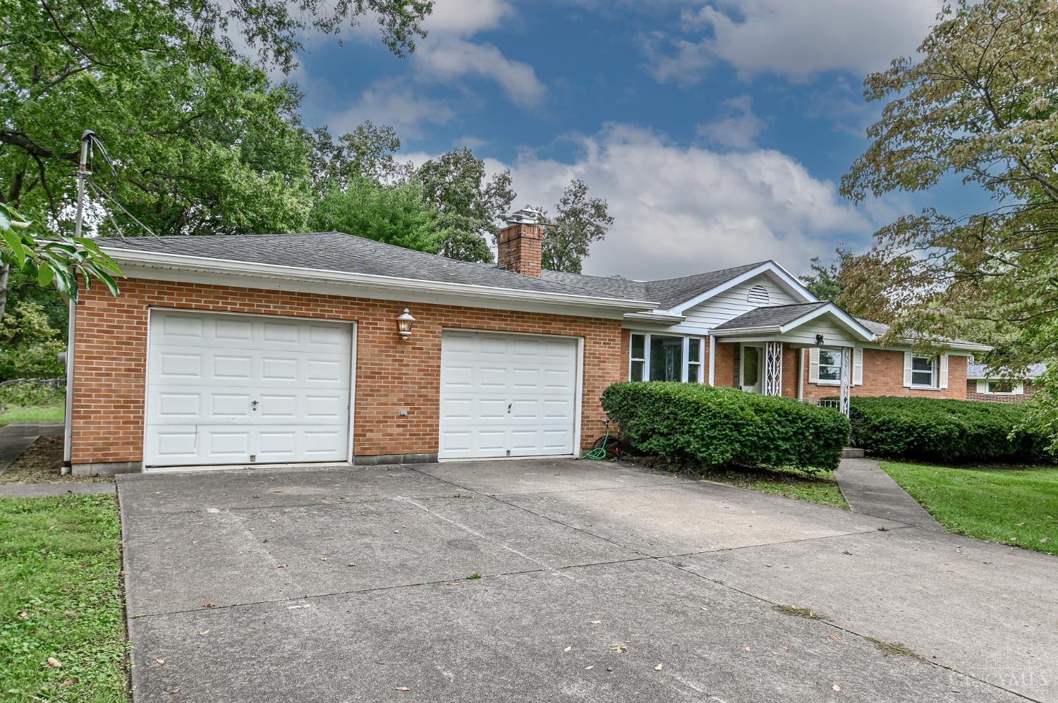 Photo 2 of Sale Pending at 9580 Oleary Ave, West Chester, OH 45241 | MLS# 1895036 | Listing updated on 2026-09-29