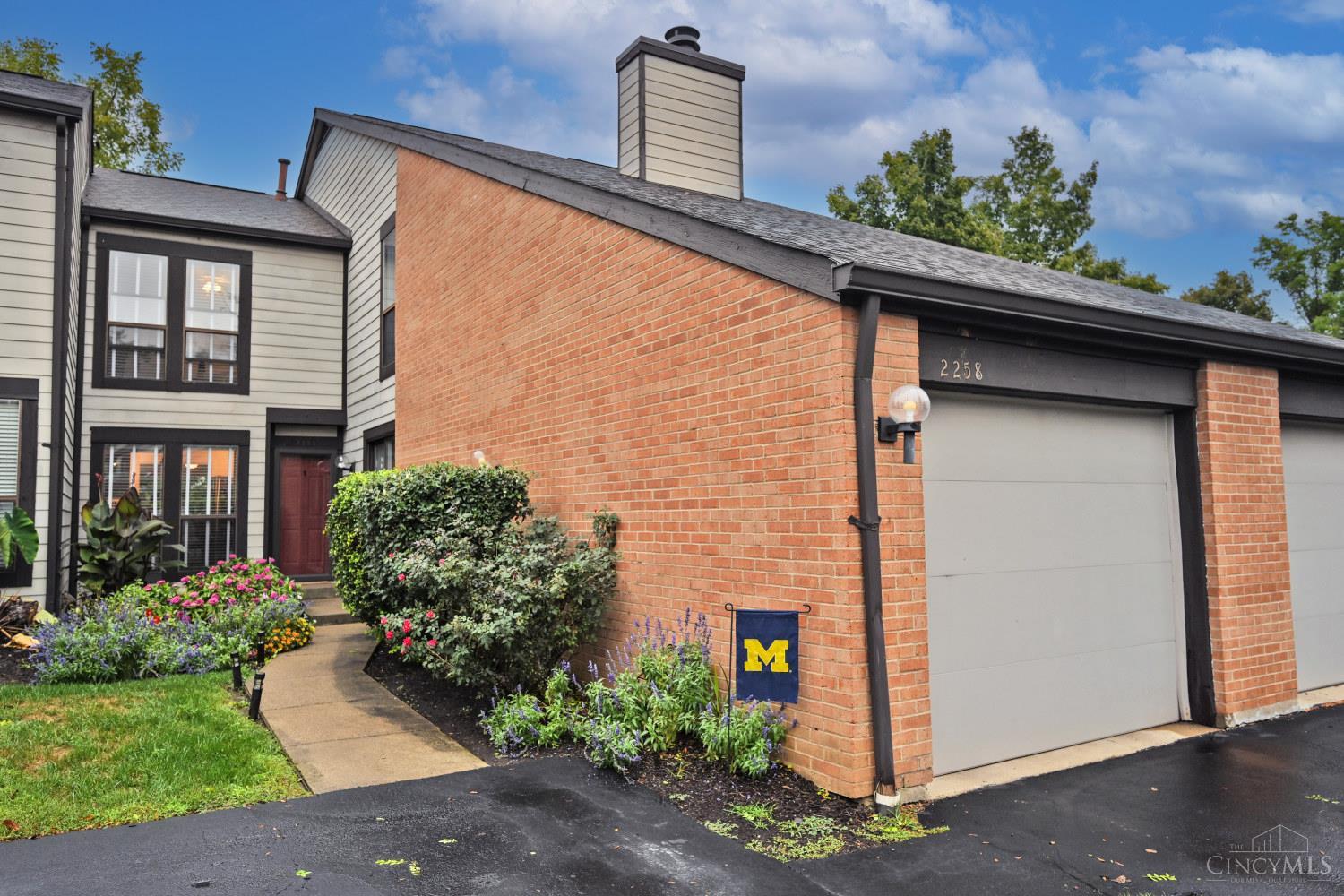 Photo 2 of Townhouse for sale at 2258 Clough Ridge Dr, Anderson Twp, OH 45230 | MLS# 1895196 | Listing updated on 2026-09-28