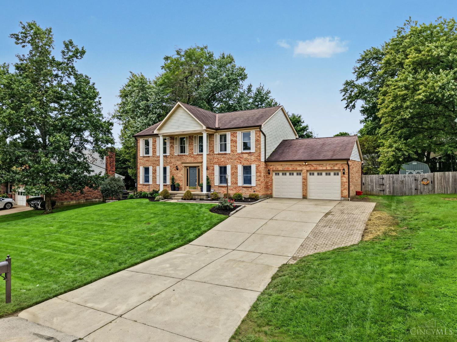 Photo 2 of Single family home for sale at 765 8 Mile Rd, Anderson Twp, OH 45255 | MLS# 1895331 | Listing updated on 2026-10-04