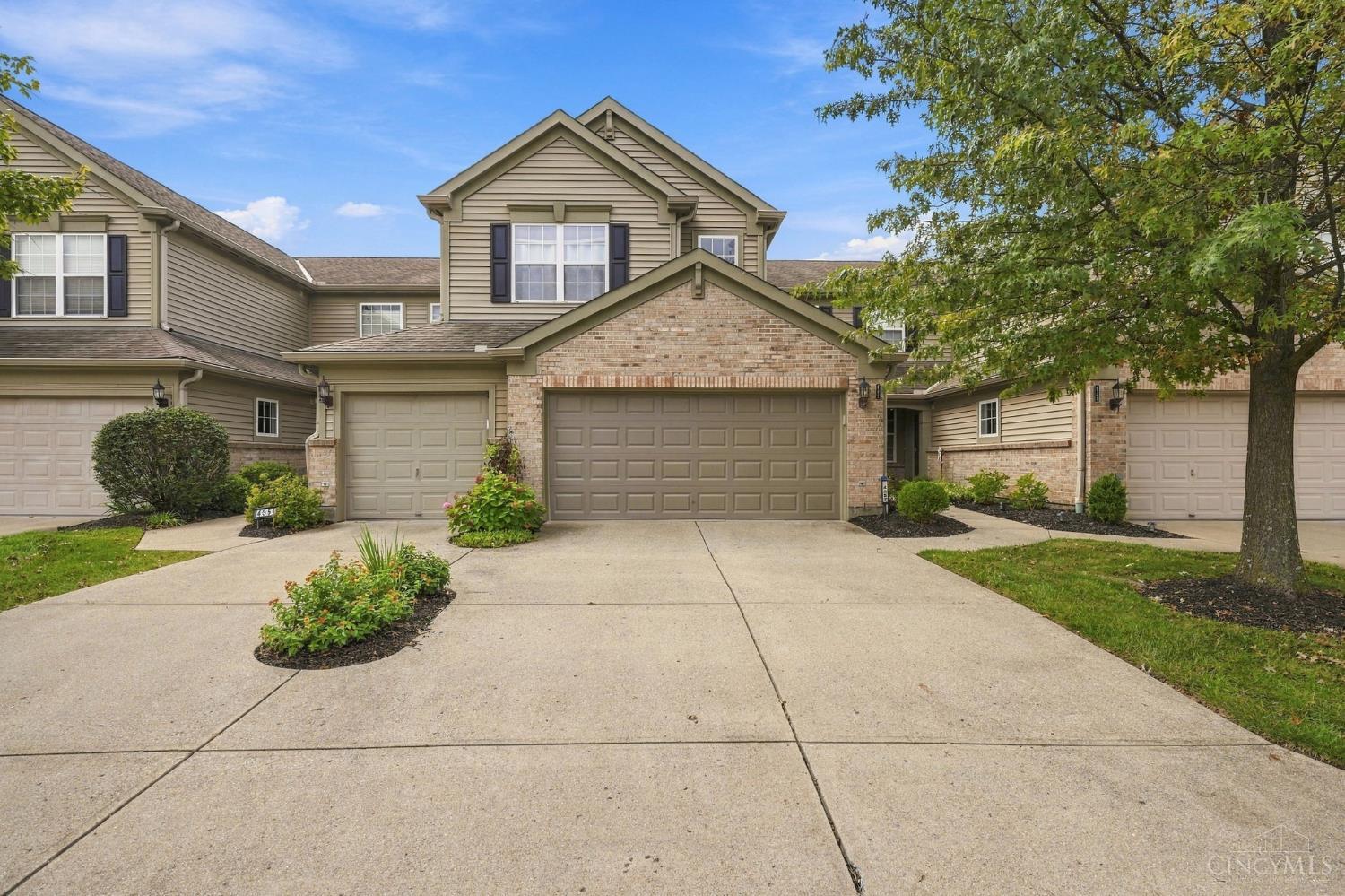 Photo 3 of Sale Pending at 4357 Black Oak Ln, Mason, OH 45040 | MLS# 1894543 | Listing updated on 2026-10-02