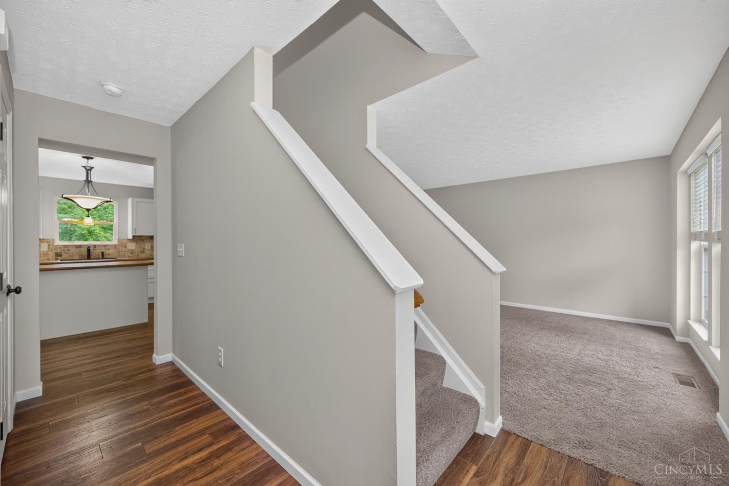 Photo 4 of Single family home for sale at 1321 Covedale Ln, Batavia Twp, OH 45102 | MLS# 1894431 | Listing updated on 2026-10-02