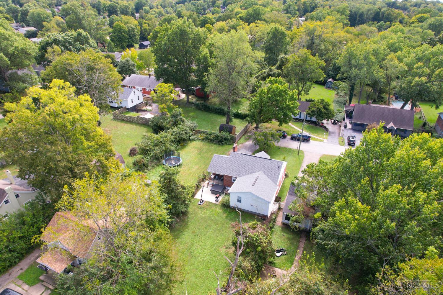 Photo 3 of Single family home for sale at 6424 Evelyn Dr, Anderson Twp, OH 45230 | MLS# 1895034 | Listing updated on 2026-09-29