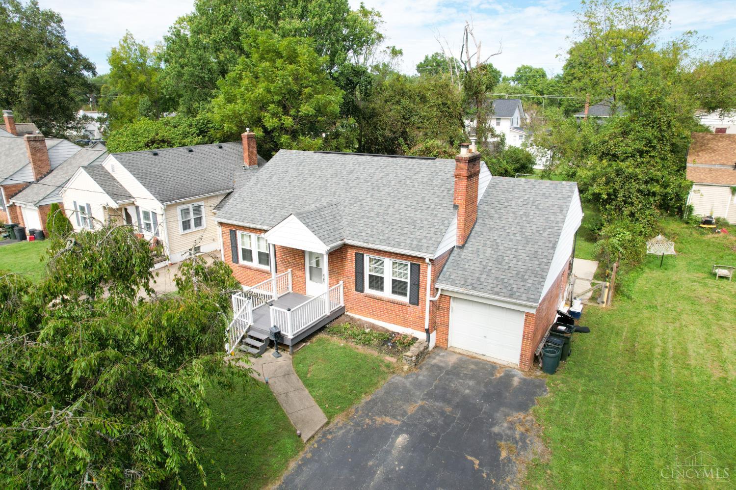 Photo 1 of Single family home for sale at 6424 Evelyn Dr, Anderson Twp, OH 45230 | MLS# 1895034 | Listing updated on 2026-09-29